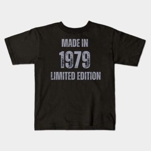 Vintage Made in 1979 , Limited Edition  , Gift for Mom Dad Birthday Kids T-Shirt